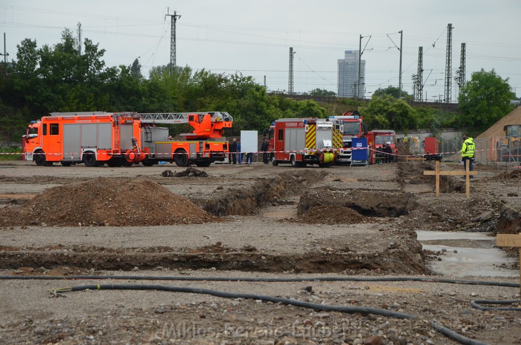 Erster Spatenstich Neues Feuerwehrzentrum Koeln Kalk Gummersbacherstr P183.JPG - Miklos Laubert